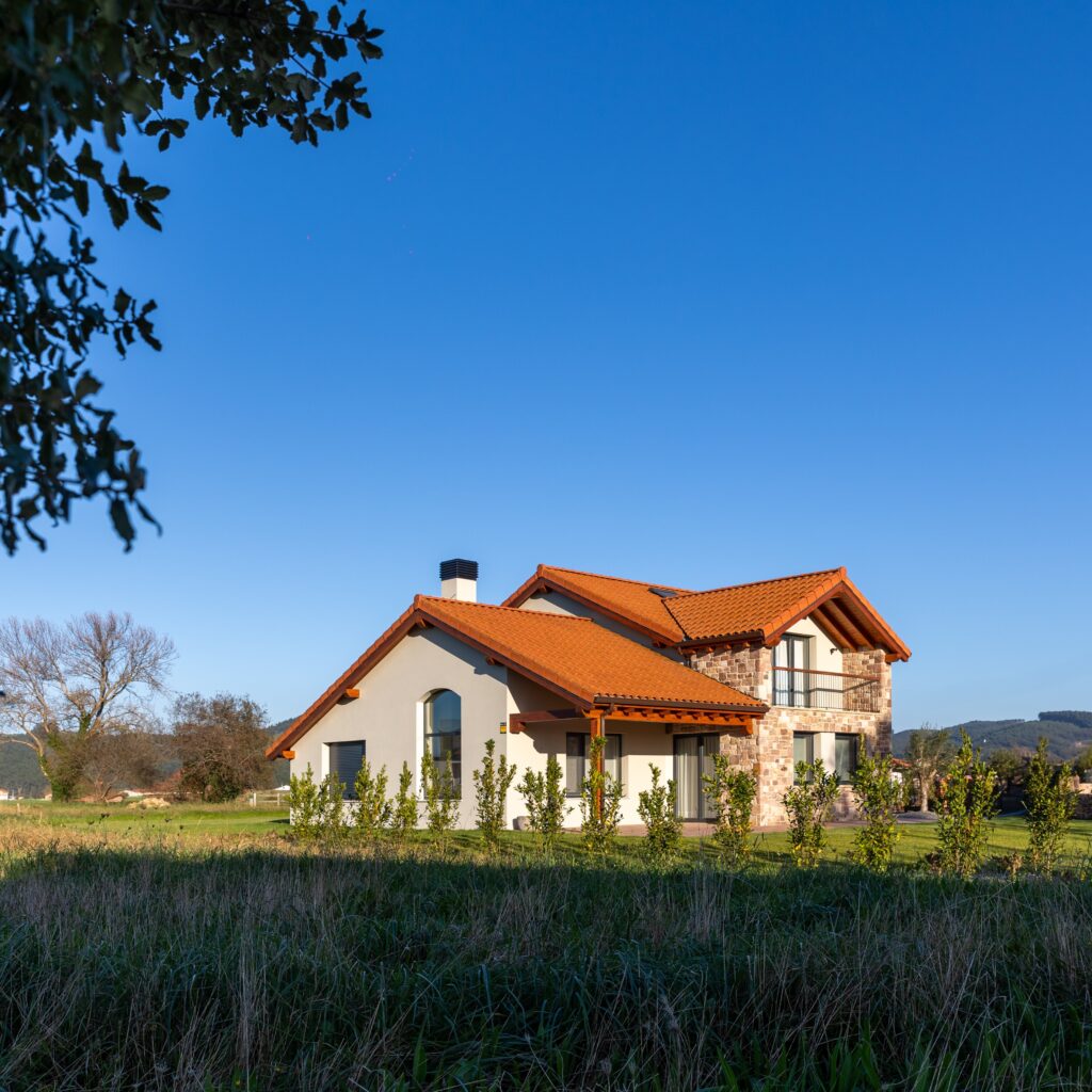 Vivienda unifamiliar Eficiente y Sostenible en Entorno Rural Eduardo Álvarez